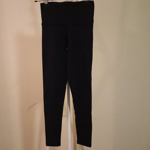 Aritzia TNA Knit Jacquard Black Leggings Size XS. - Picture 2 of 5